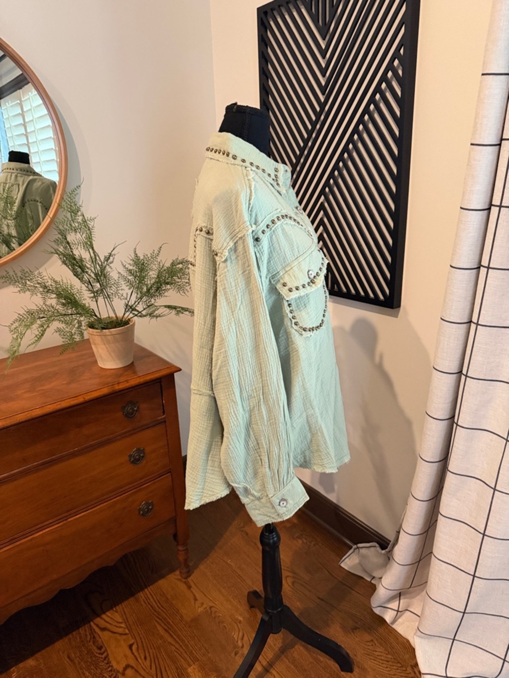 POL Mint Green gauze Studded Button-Up Shirt medium - Picture 4 of 13